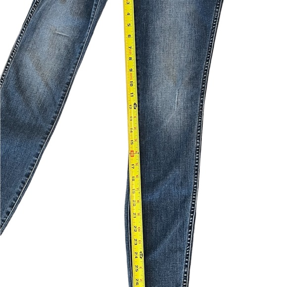 Kut from the Kloth skinny jeans. Size 2. - Picture 5 of 13